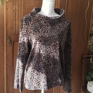 Crazy Horse Plush velour leopard print top